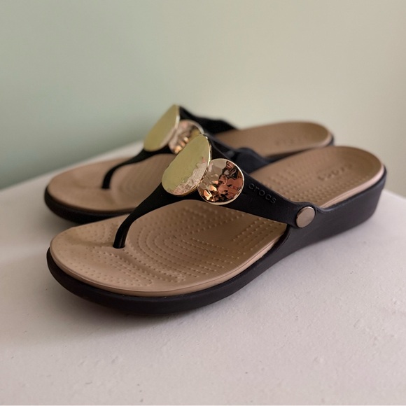 CROCS Women's Sandals in Black with Gold Accents - Picture 3 of 3